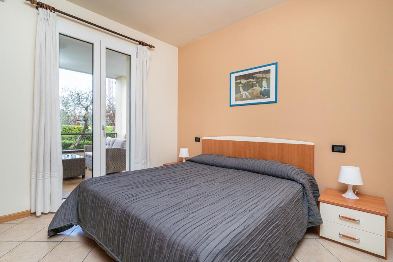 Residence Primera Moniga del Garda Exterior foto